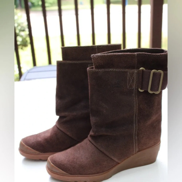 Sorel boots - Picture 6 of 12